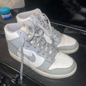Nike high top dunks